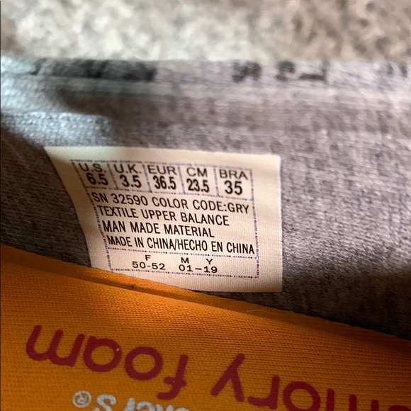 Skechers by BOBs Gray Memory Fam Slip-On Shoes with Cat Print Sz 6.5 New - Picture 7 of 10